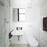 Traumhafte Architekten-doppelhaushaelfte بيت للعطل