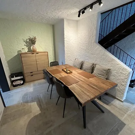 Traumhafte Architekten-doppelhaushaelfte Unterschleissheim